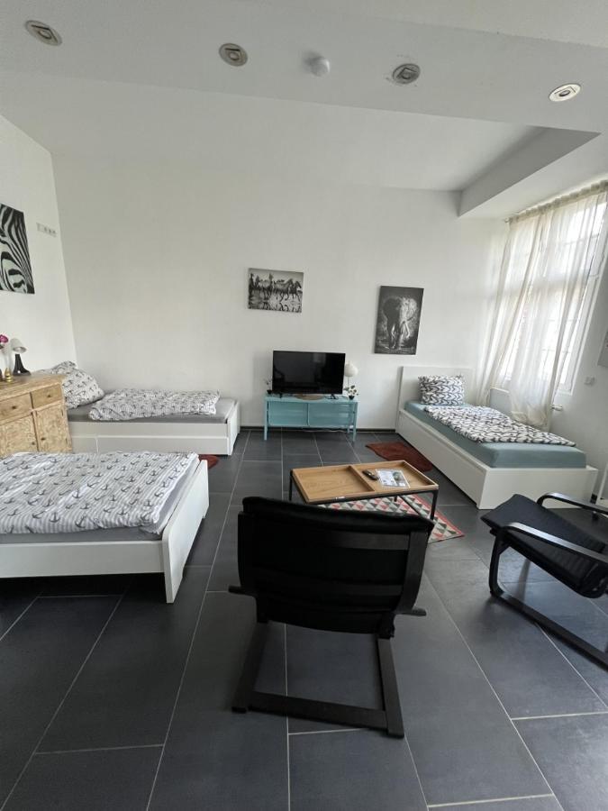 Viersen Schoene Apartments Am Duelkener Bahnhof Buitenkant foto