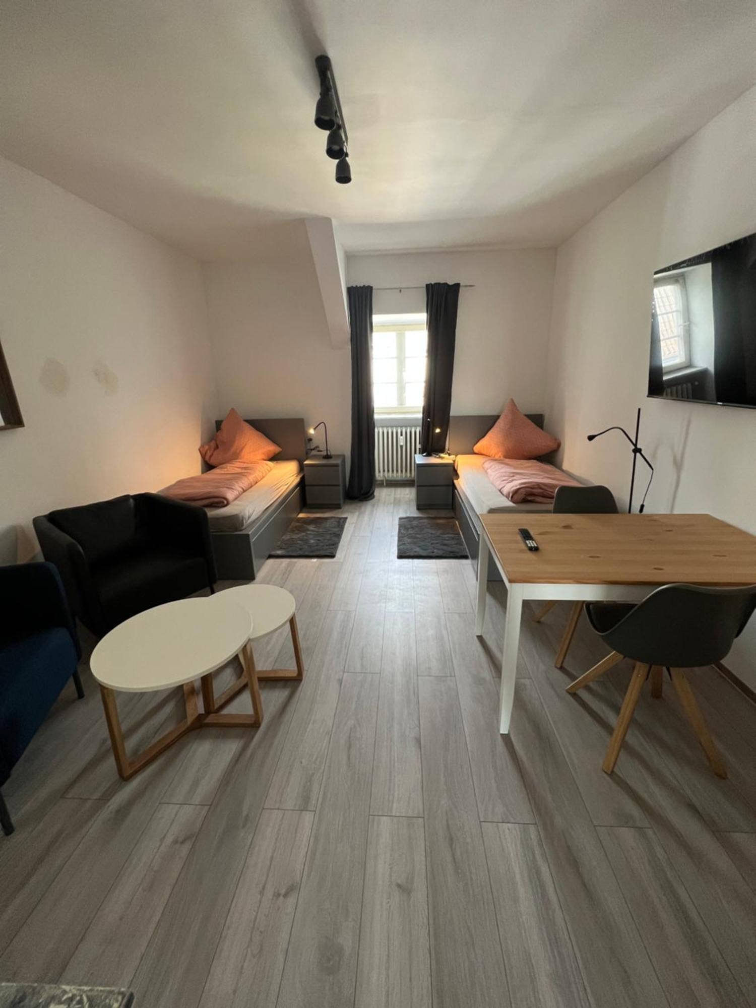 Viersen Schoene Apartments Am Duelkener Bahnhof Buitenkant foto
